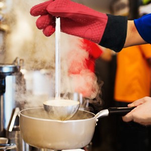 silicone glove manufacturer